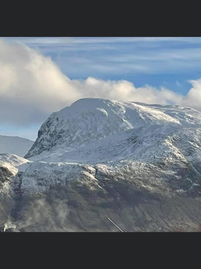 Ben Nevis Manor & Indoor Private Hot-tub * Fort William